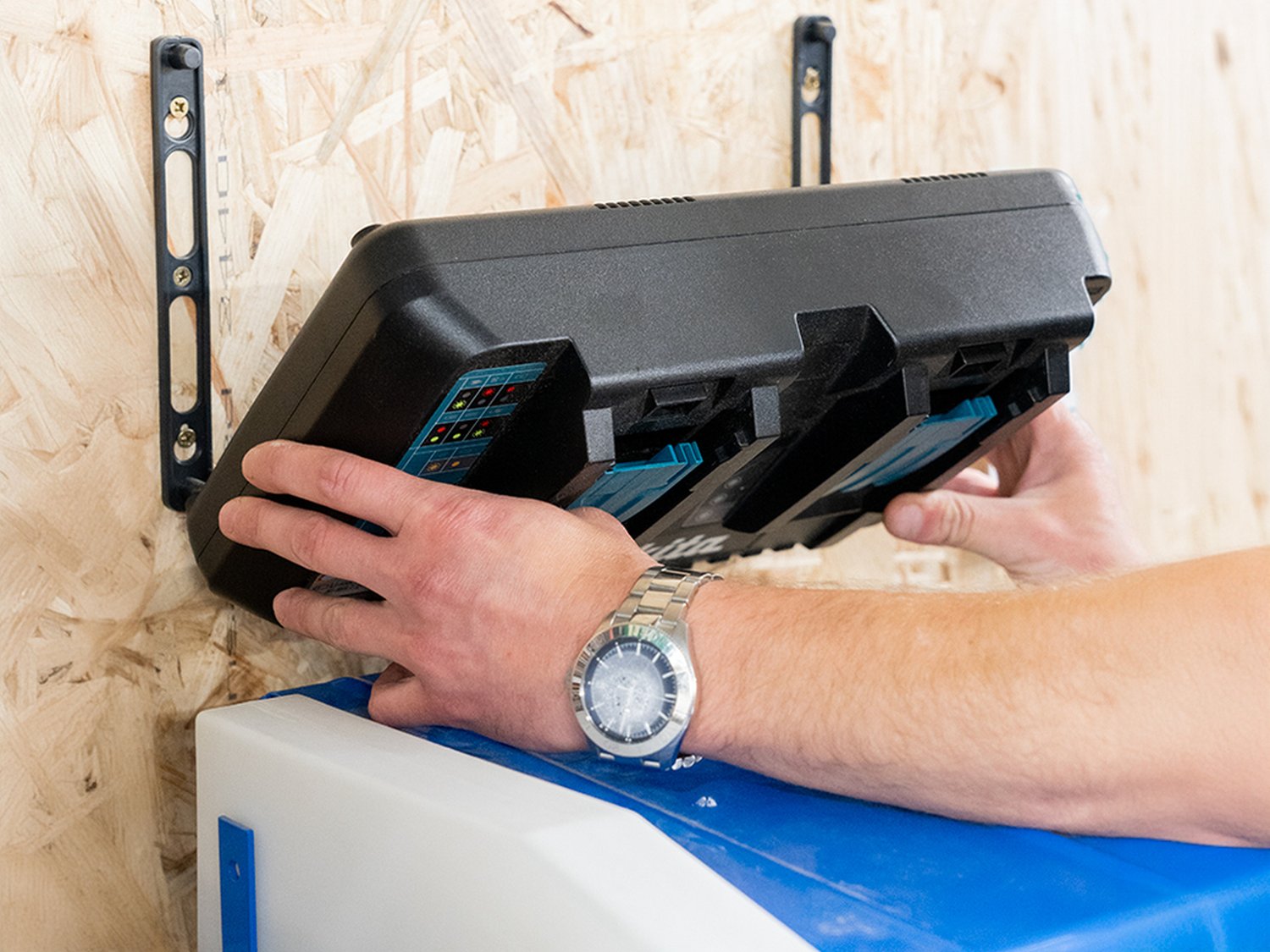 StealthMounts Charger Mount for Makita DC18RD, 2-Pack