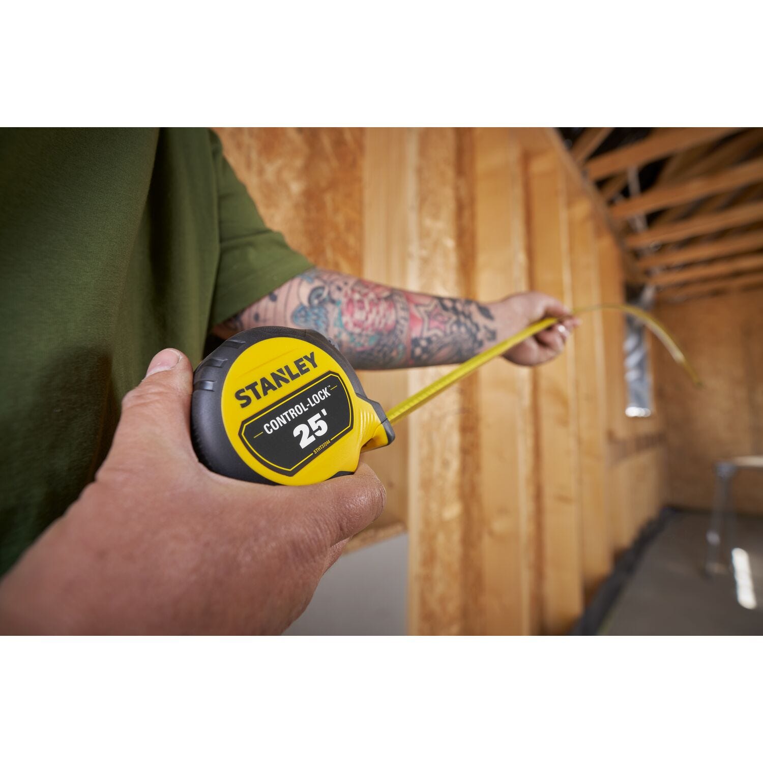 Stanley STHT37244 CONTROL LOCK 25 ft. Tape Measure