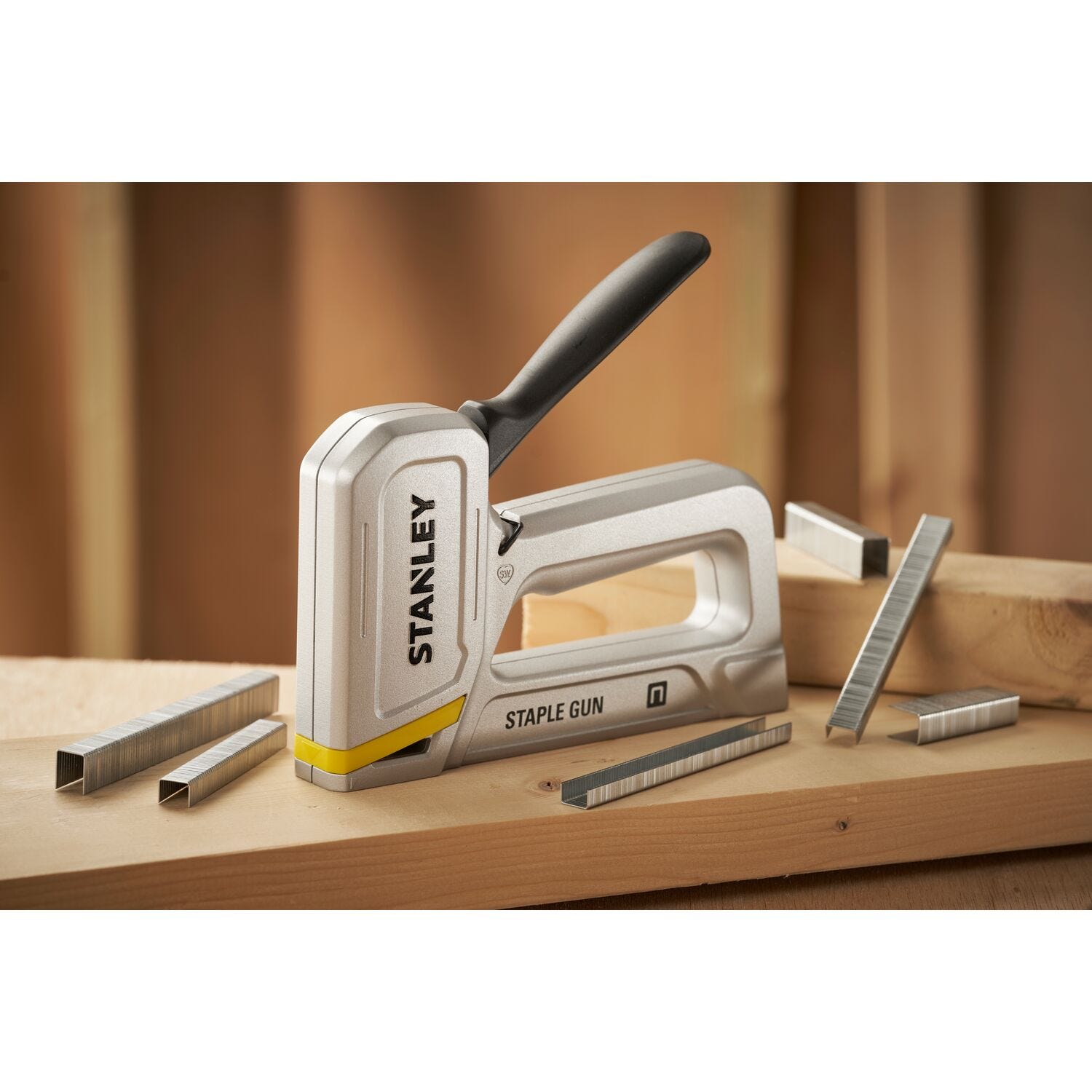 Stanley STHT70150 Aluminum Staple Gun