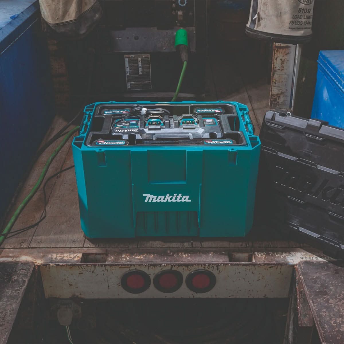Makita T-90021 MAKTRAK Extra Large Extension Tool Box – Tool Nut