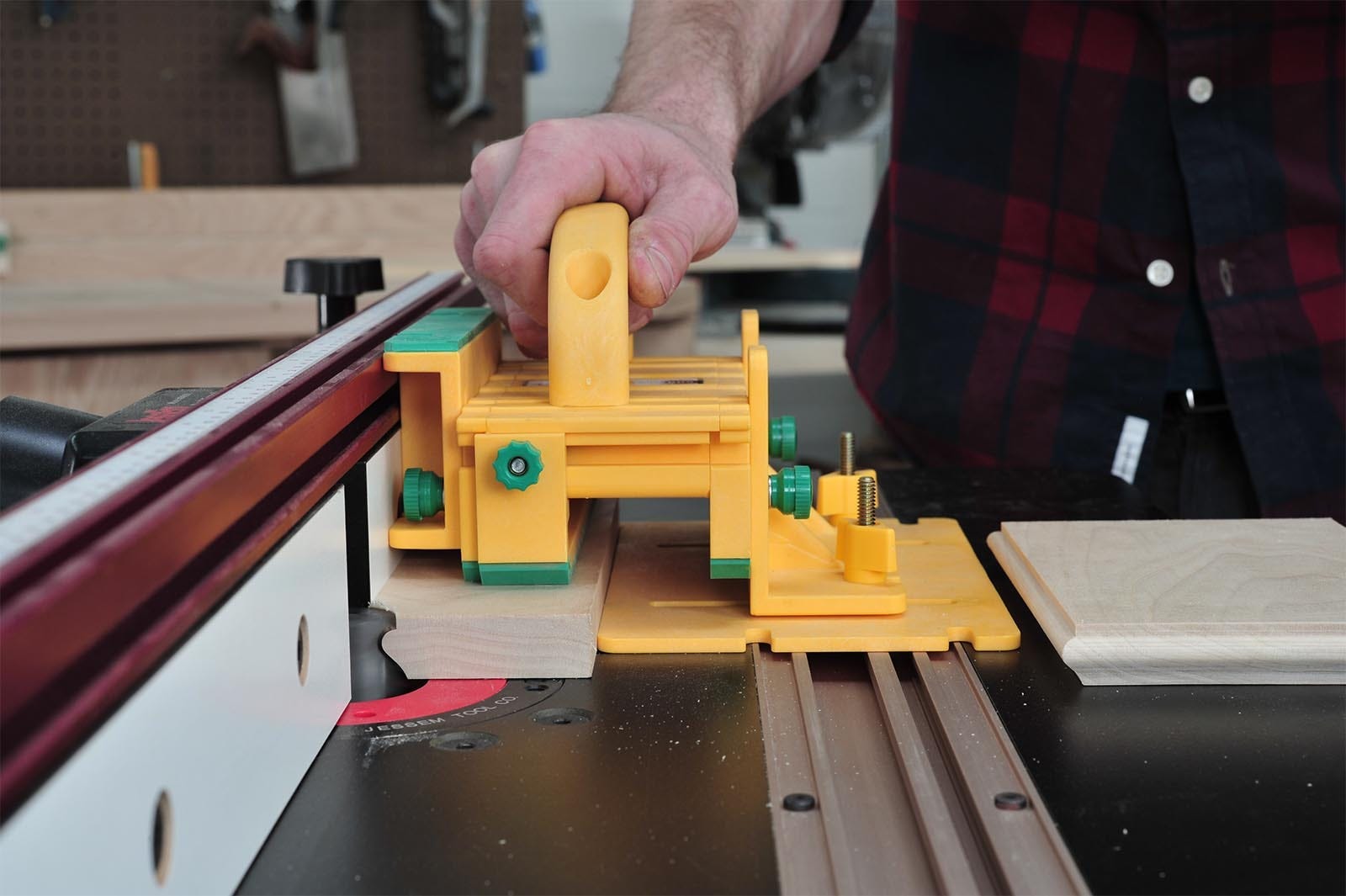Micro Jig MicroDial Tapering Jig with GRR-RIPPER 3D Pushblock Advanced