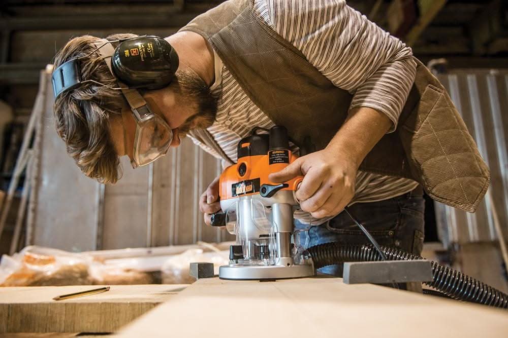 Triton TRA001 Dual Mode Precision 3-1/4 HP 2400W Plunge Router