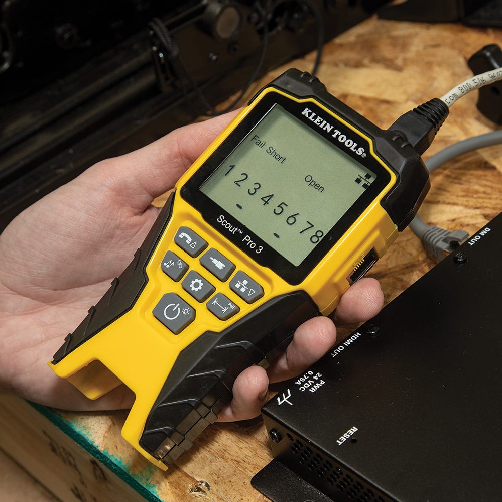 Klein Tools VDV501-852 Scout Pro 3 Tester with Locator Remote Kit