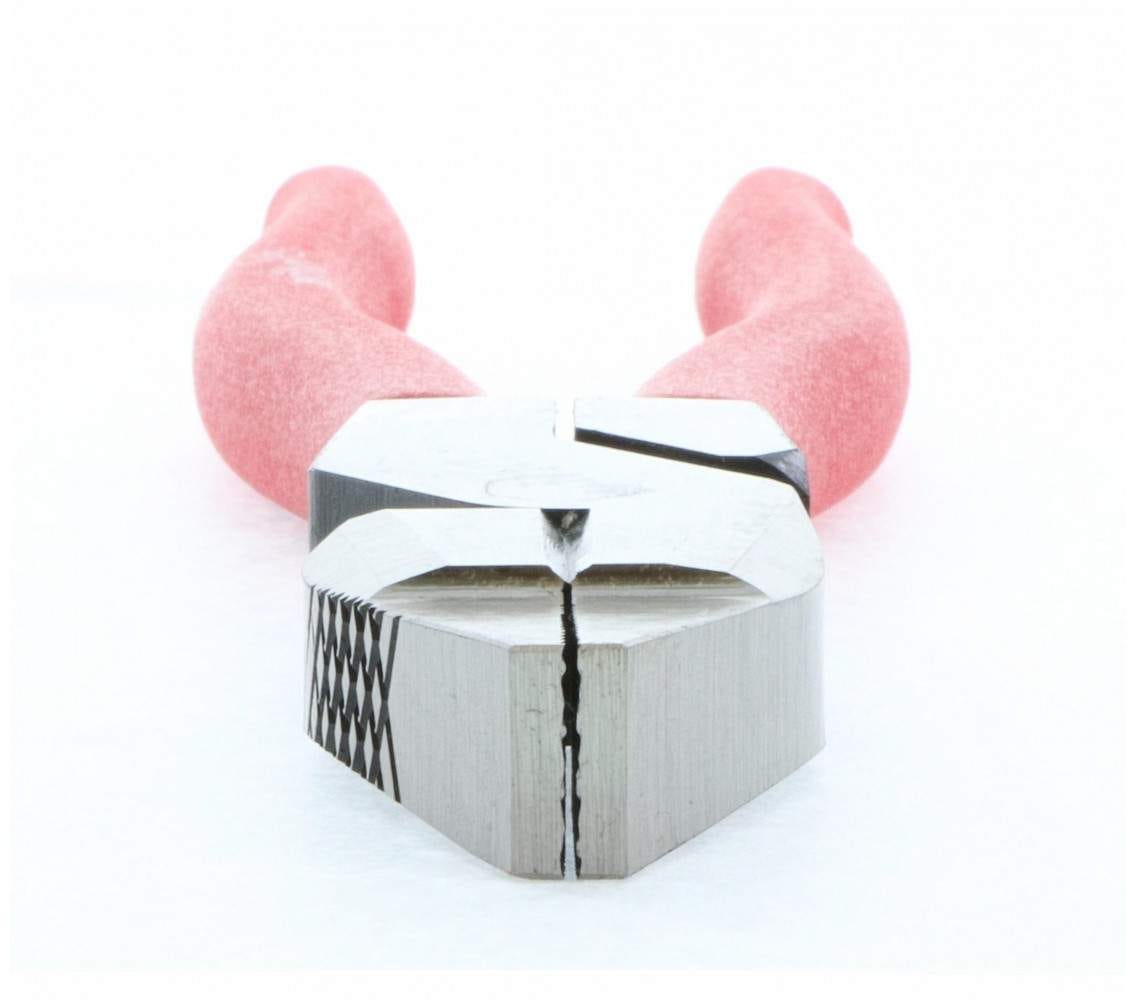 Wiha 32631 Lineman's Pliers. 9.5", High Leverage NE Style, Textured Soft Grips