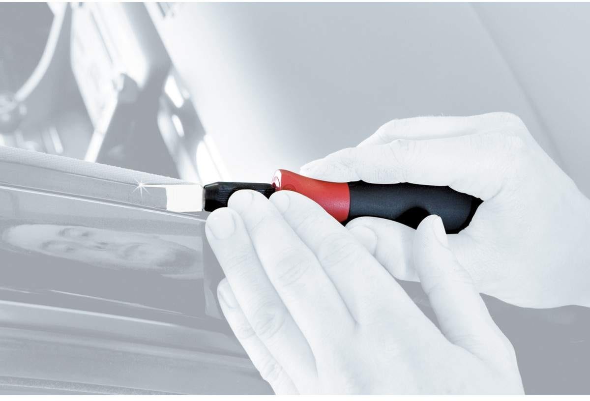 Wiha 43090 Universal Razor Edged Scraper SoftFinish Handle with Replacement Blades