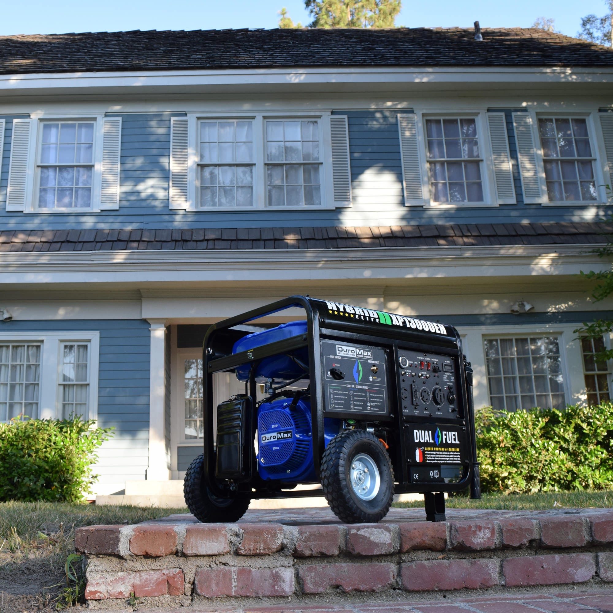 DuroMax XP13000EH 13,000-Watt 500cc Portable Hybrid Gas Propane Generator