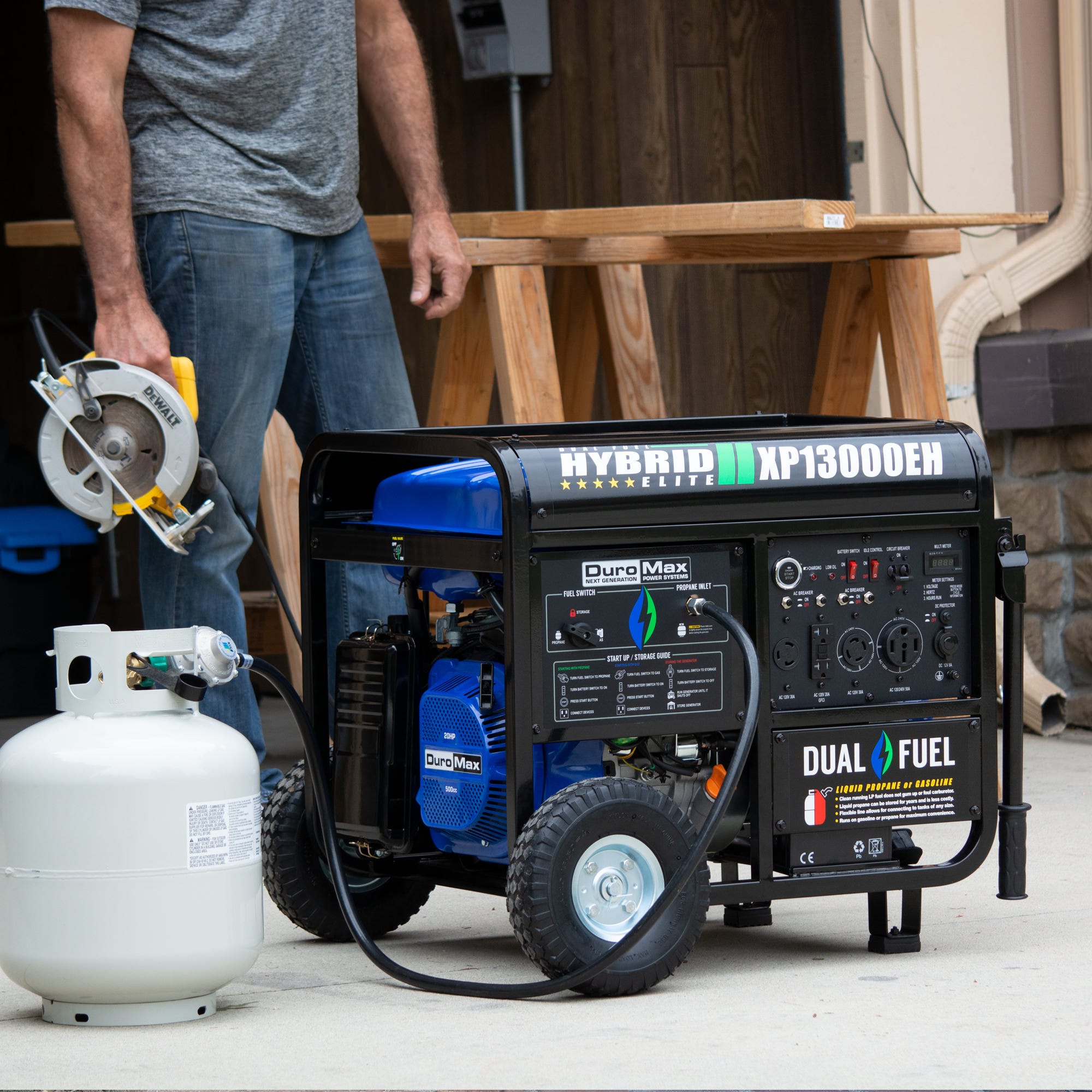 DuroMax XP13000EH 13,000-Watt 500cc Portable Hybrid Gas Propane Generator