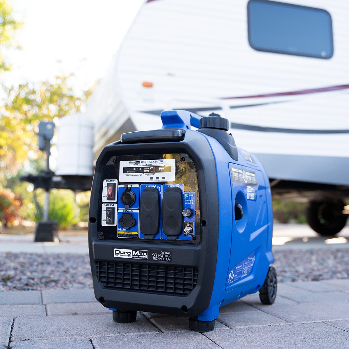 DuroMax XP2300iH 2,300-Watt 80cc Dual Fuel Digital Inverter Hybrid Portable Generator
