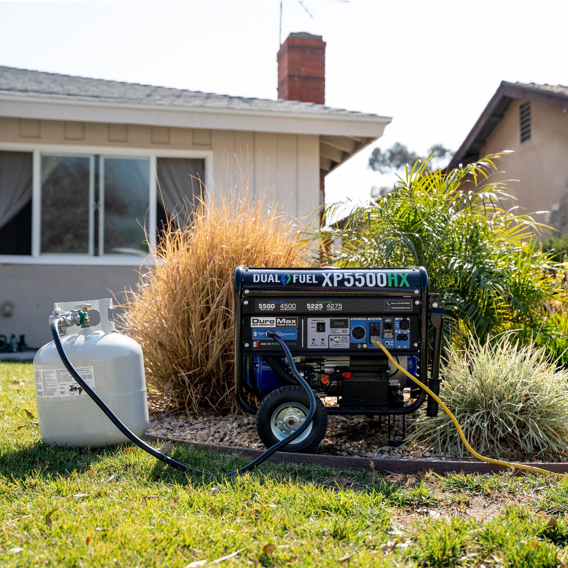 DuroMax XP5500HX 5,500-Watt 210cc Dual Fuel Gas Propane Portable Generator with CO Alert
